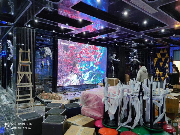 樟树室内P2.5全彩显示屏